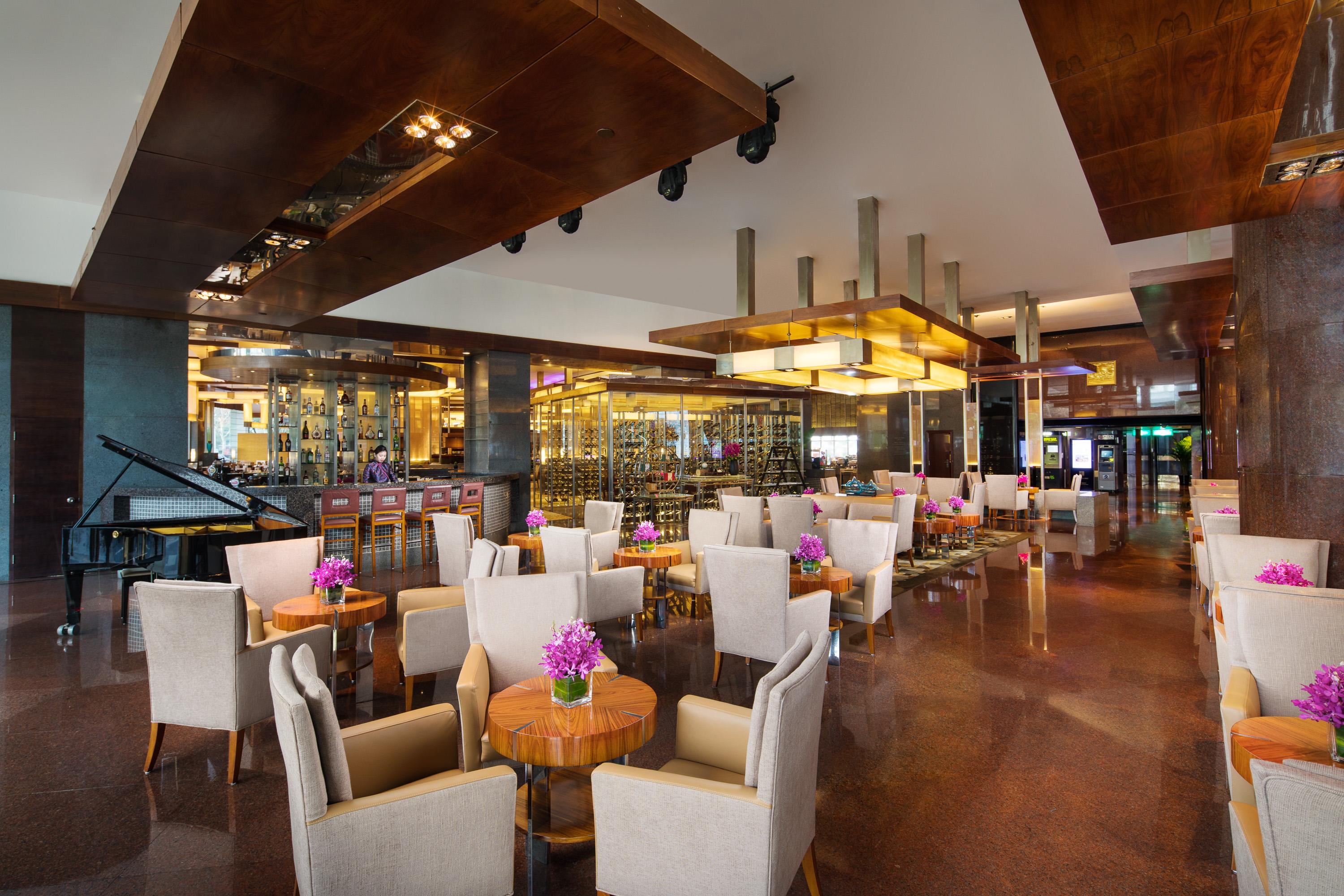 Hua Ting And Towers Hotel 5*