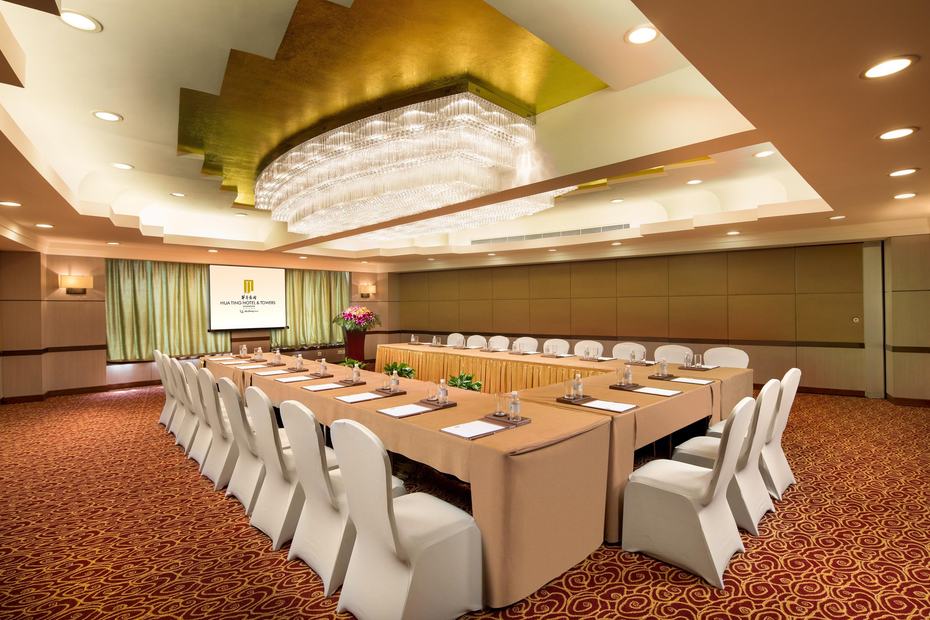 Hua Ting And Towers 5* Xangai