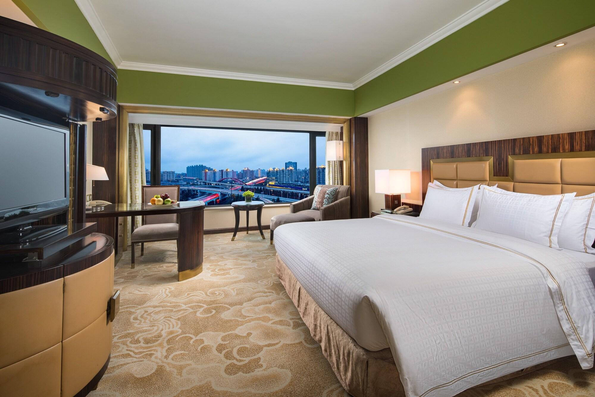 Hua Ting And Towers Hotel
