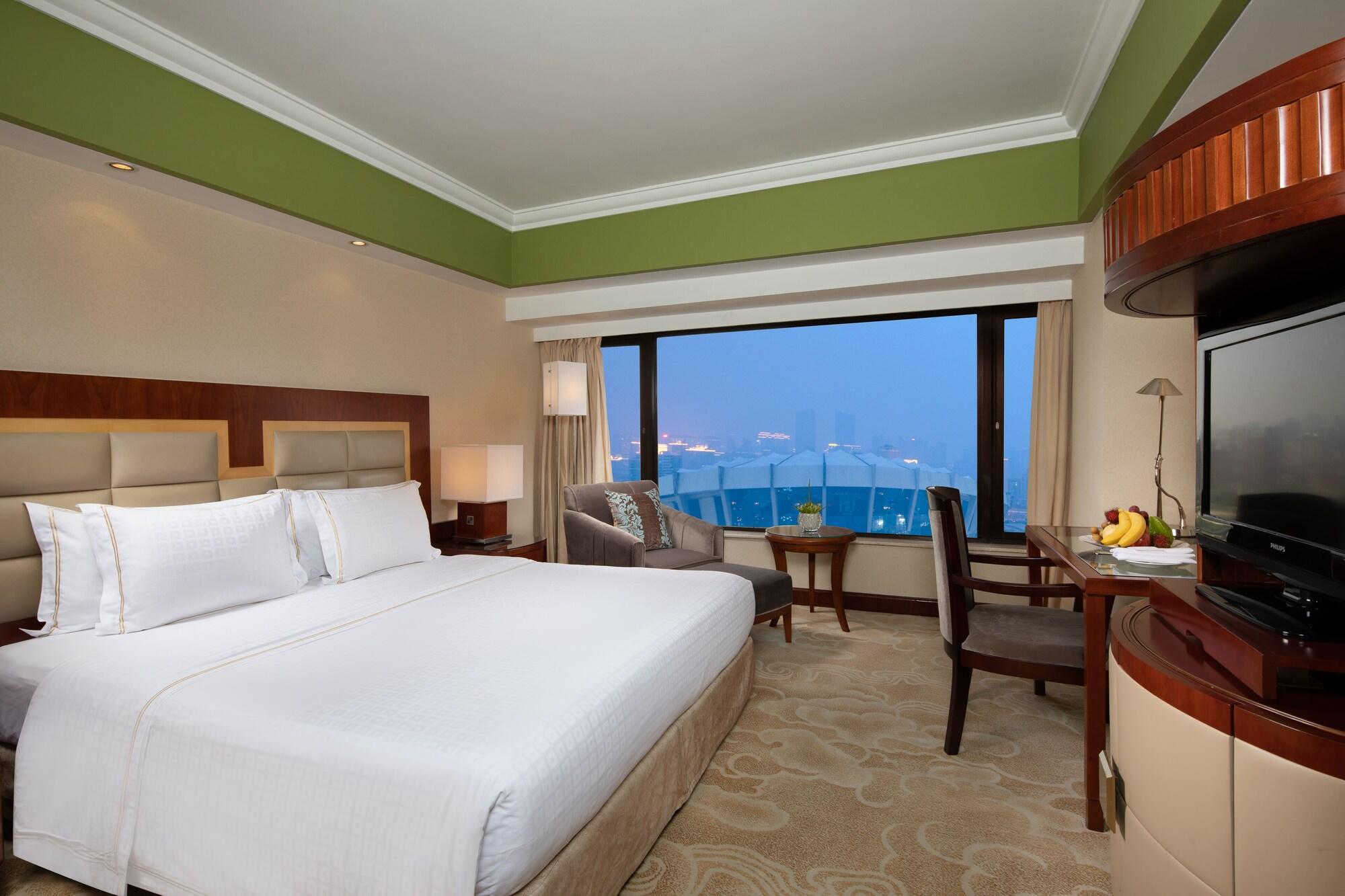 Hua Ting And Towers Hotel