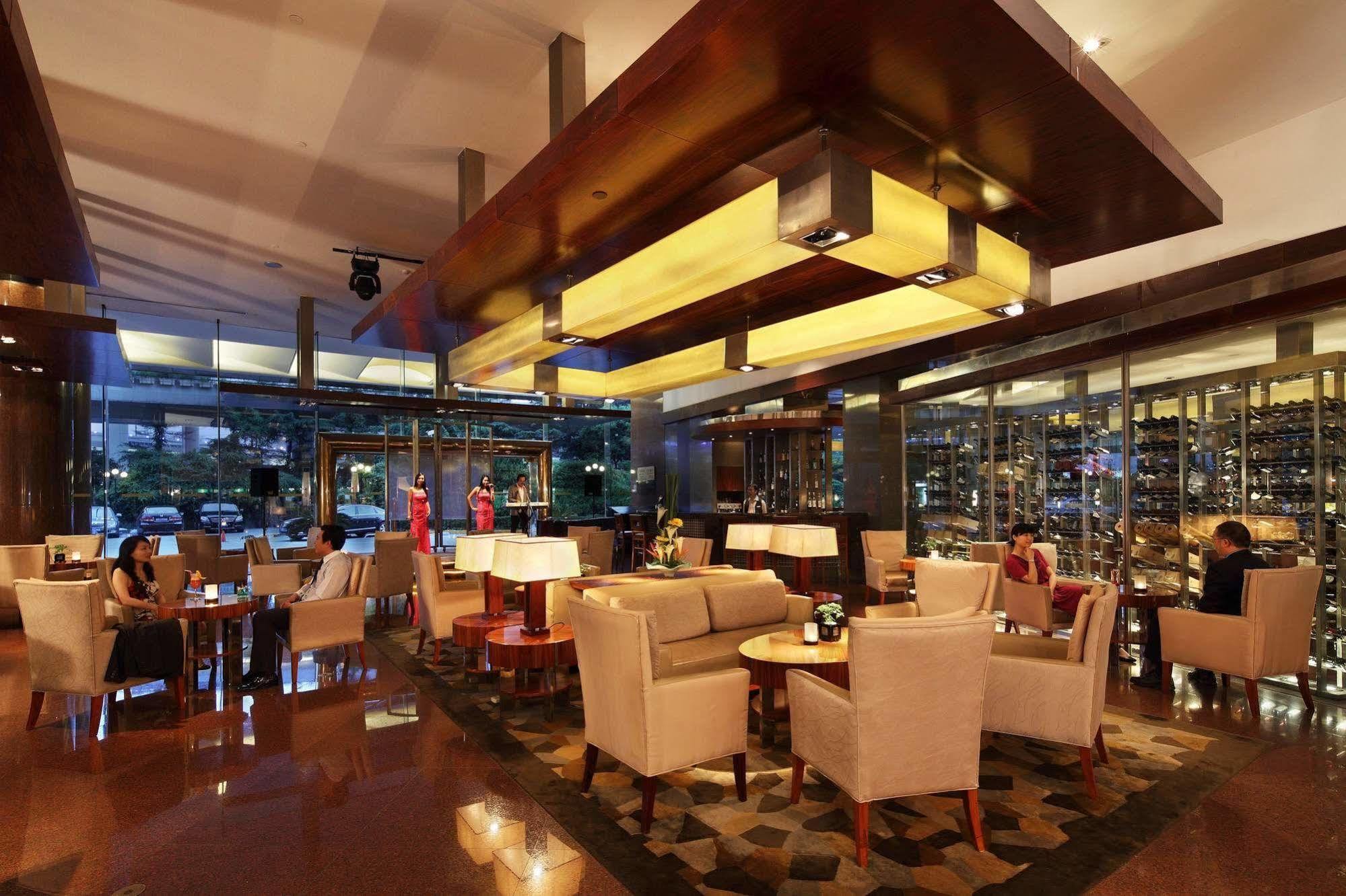 Hua Ting And Towers Hotel 5*